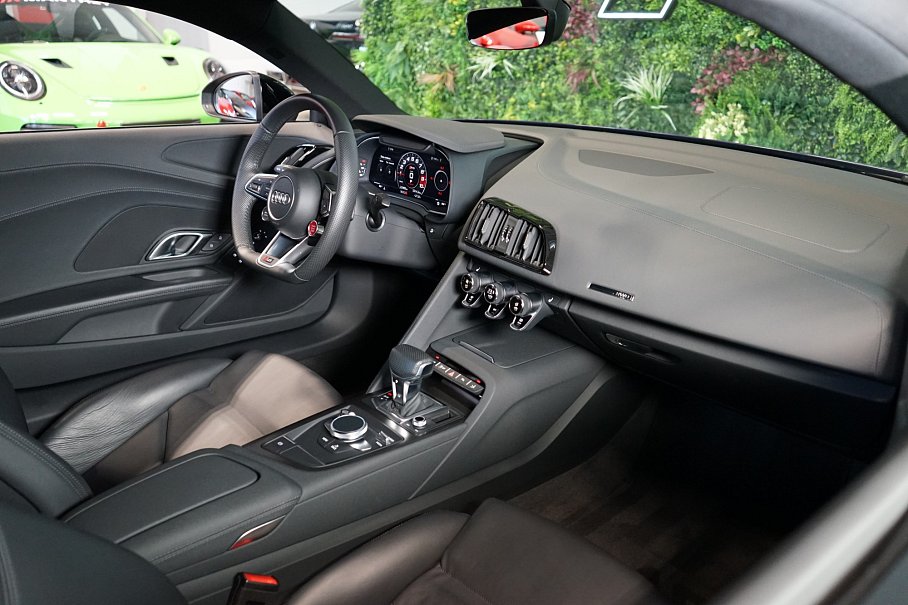 Audi R8 RWD