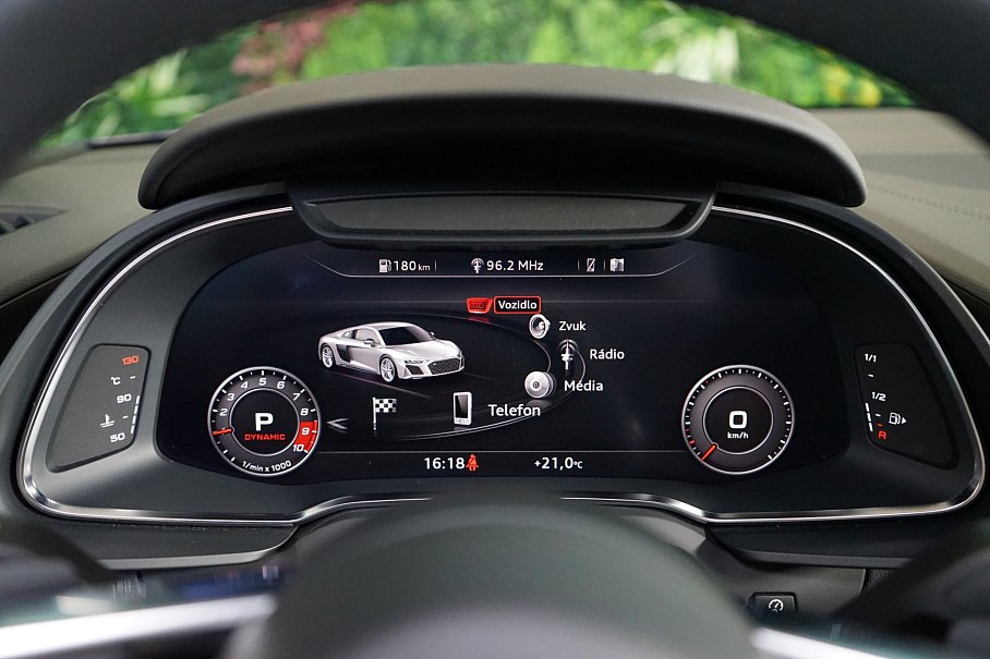 Audi R8 RWD