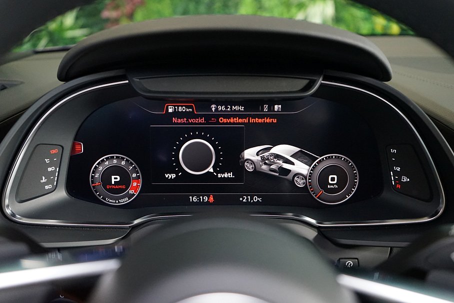 Audi R8 RWD
