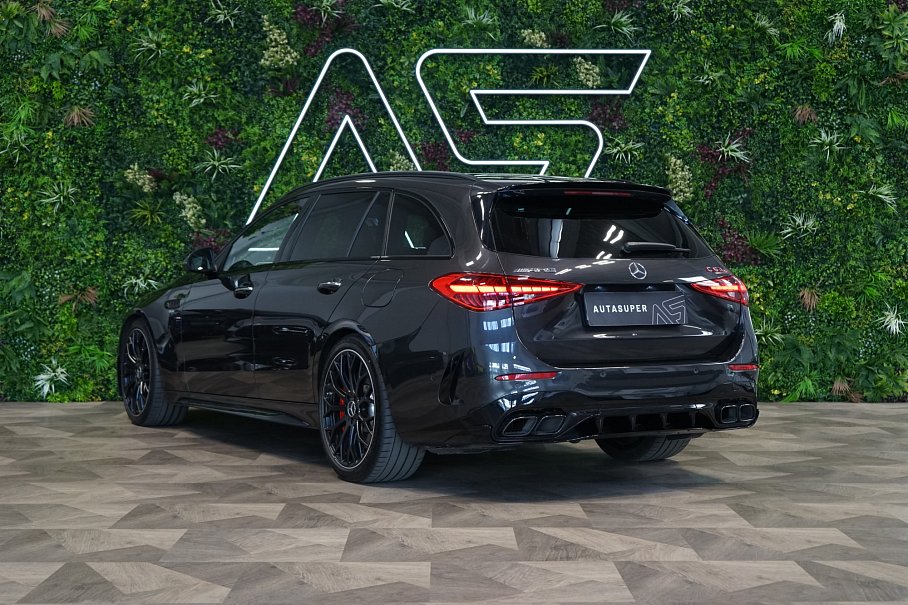 Mercedes-Benz Třída C 63 S 4Matic E-Performance