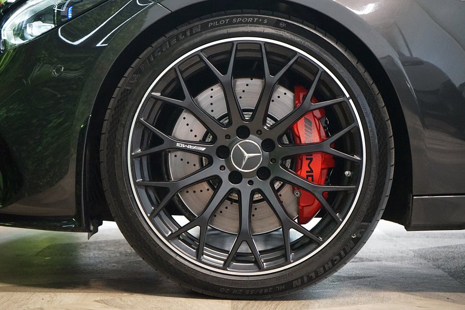 Mercedes-Benz Třída C 63 S 4Matic E-Performance