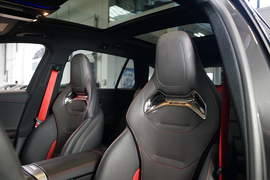 Mercedes-Benz Třída C 63 S 4Matic E-Performance