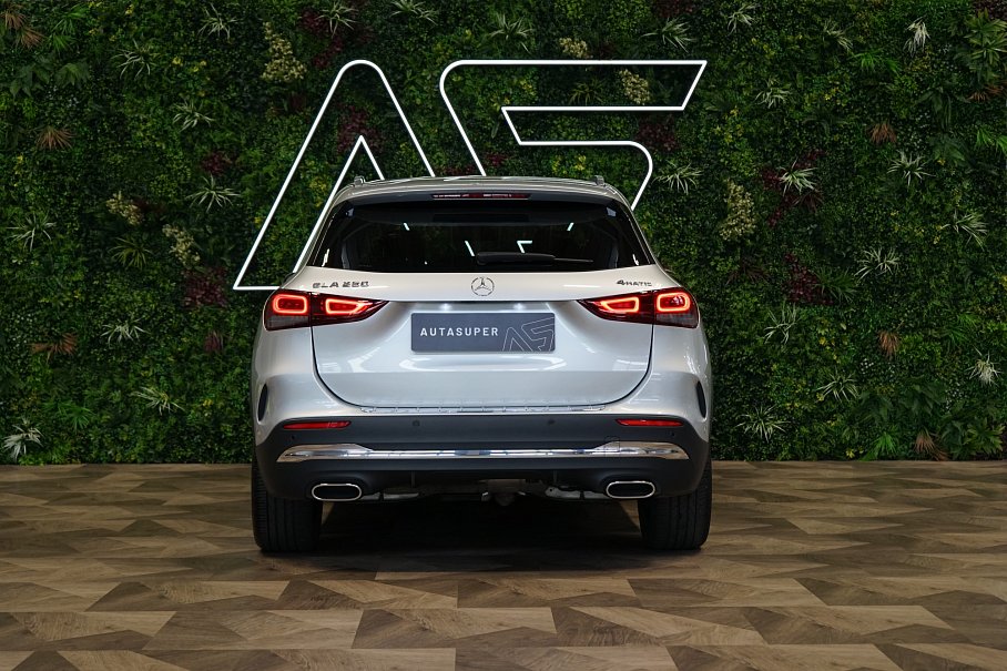Mercedes-Benz GLA 250 4Matic