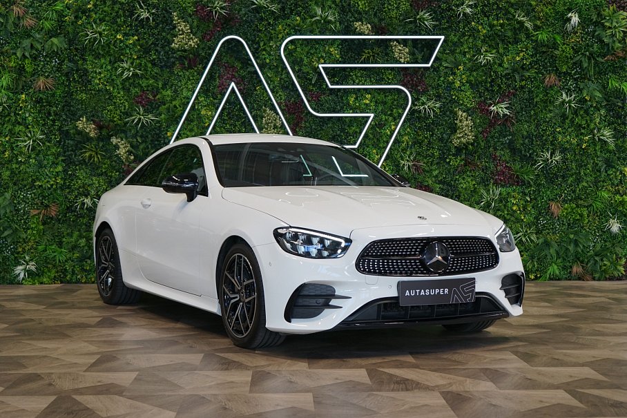 Mercedes-Benz Třída E 200 Coupé