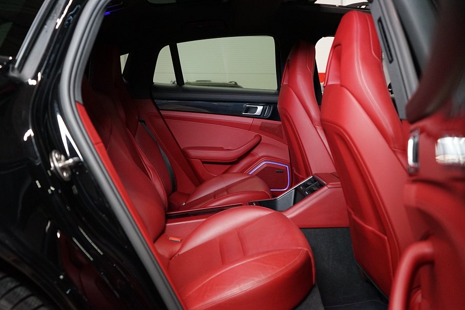 Porsche Panamera 4S Diesel
