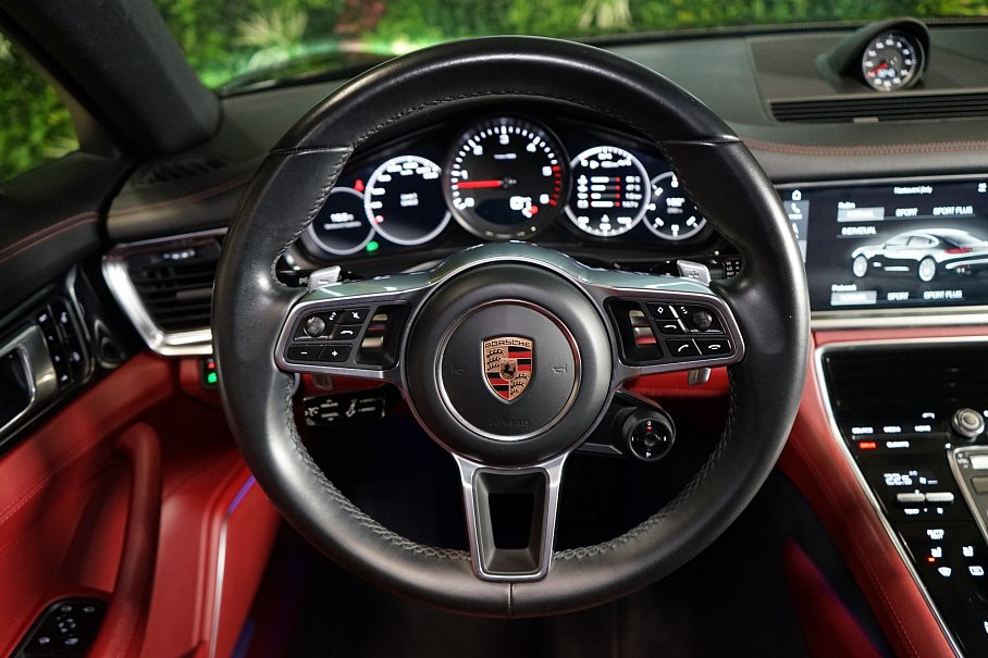 Porsche Panamera 4S Diesel