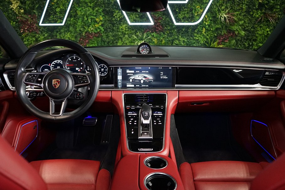 Porsche Panamera 4S Diesel