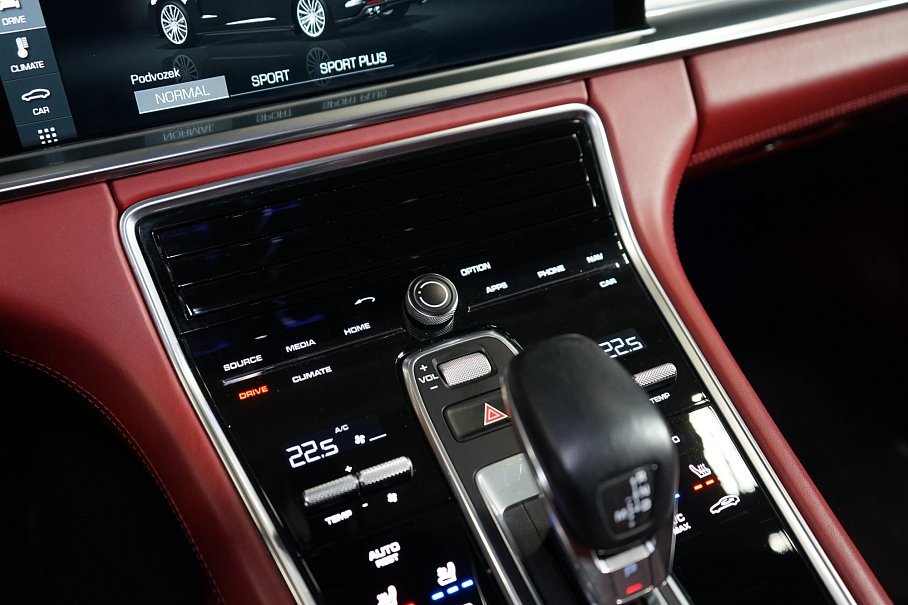 Porsche Panamera 4S Diesel