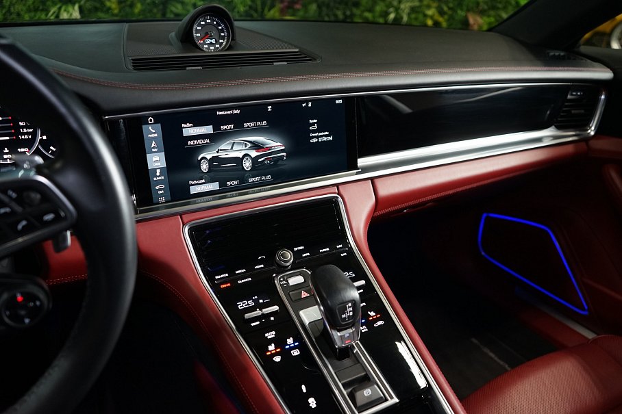 Porsche Panamera 4S Diesel