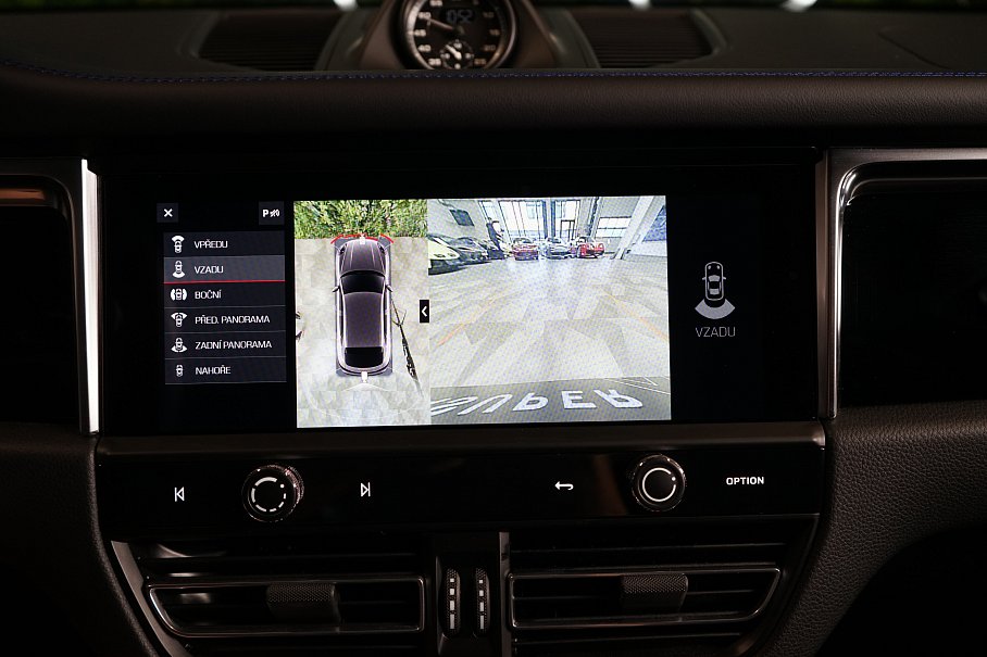 Porsche Macan S