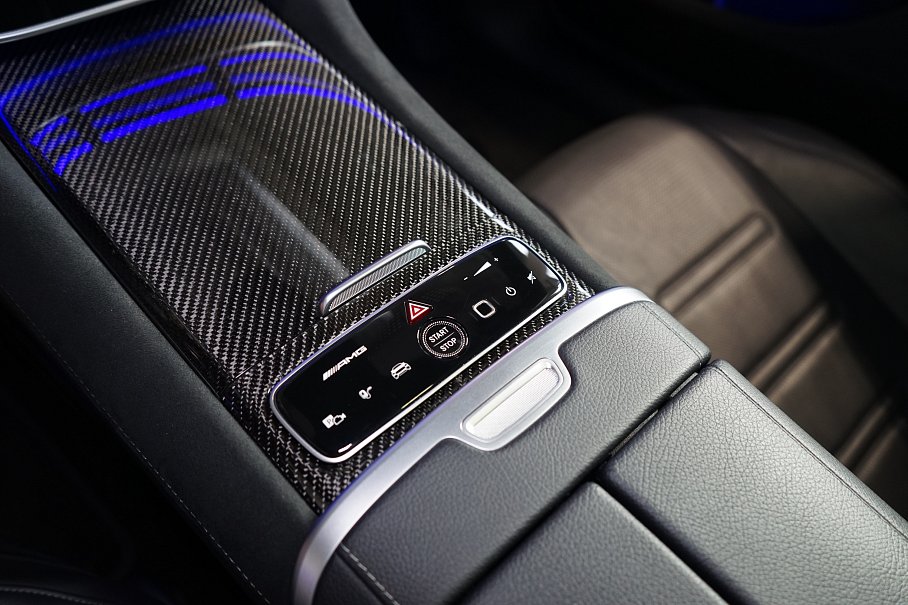 Mercedes-Benz EQE 43 AMG 4Matic