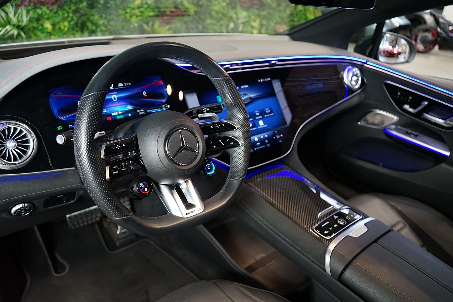Mercedes-Benz EQE 43 AMG 4Matic