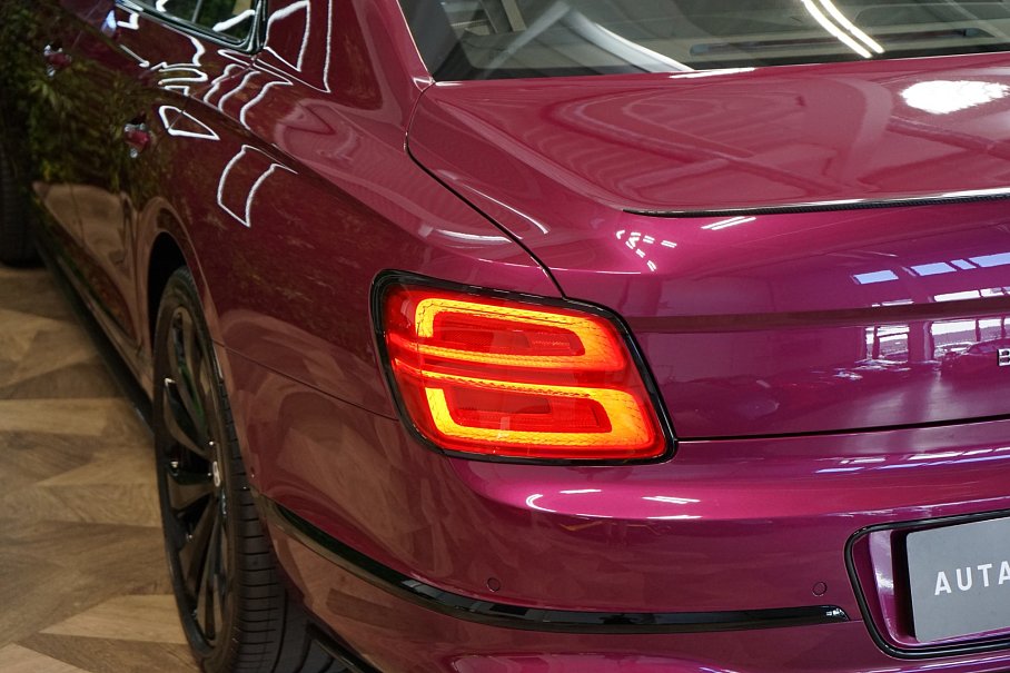 Bentley Flying Spur V8 Mulliner