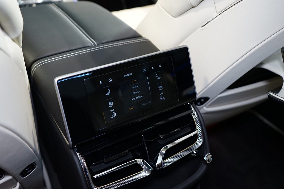 Bentley Flying Spur V8 Mulliner