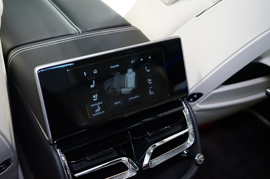 Bentley Flying Spur V8 Mulliner