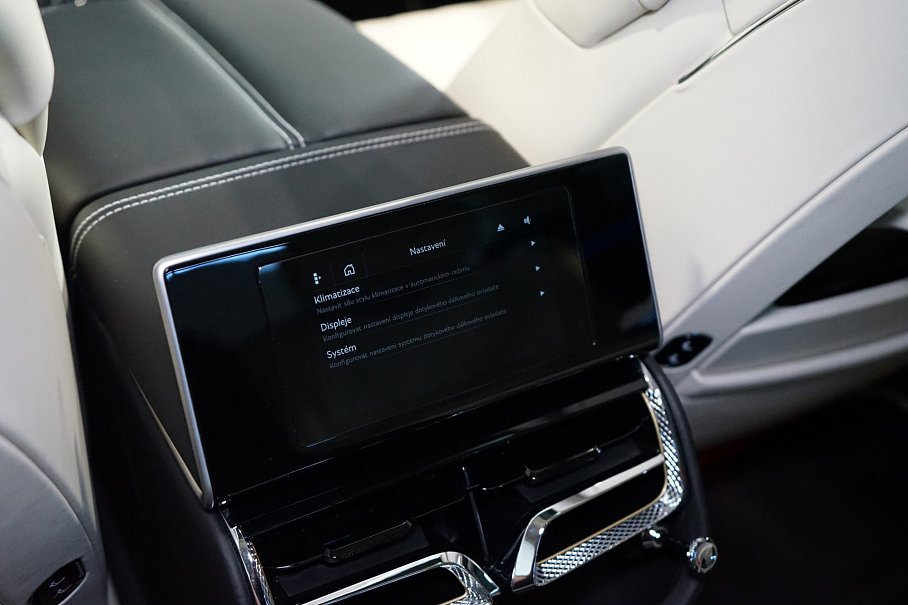 Bentley Flying Spur V8 Mulliner