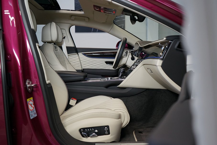 Bentley Flying Spur V8 Mulliner
