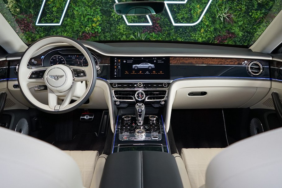 Bentley Flying Spur V8 Mulliner