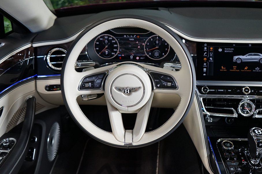 Bentley Flying Spur V8 Mulliner