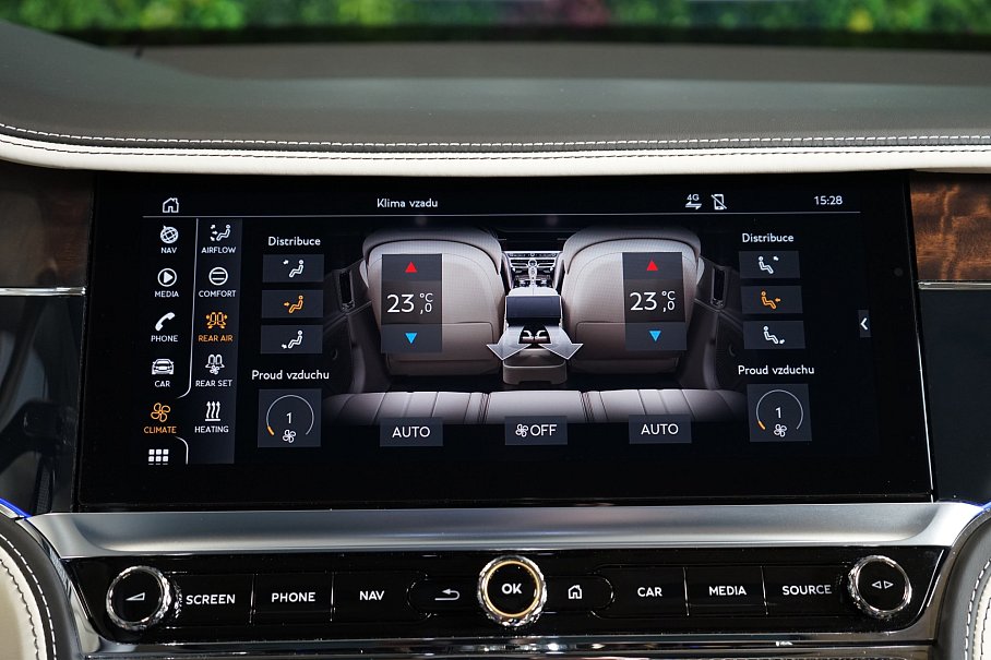 Bentley Flying Spur V8 Mulliner