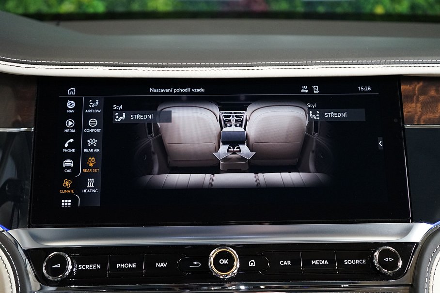 Bentley Flying Spur V8 Mulliner