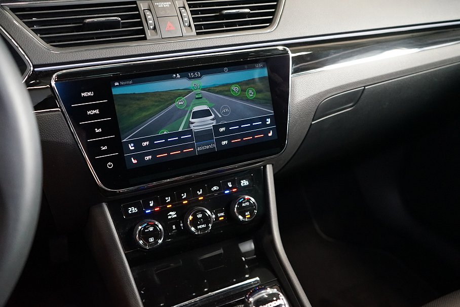 Škoda Superb 2.0 TDI L&K