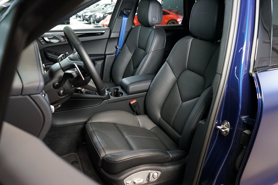 Porsche Macan S