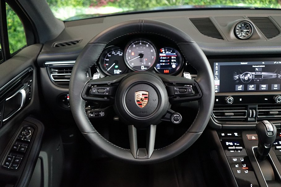 Porsche Macan S