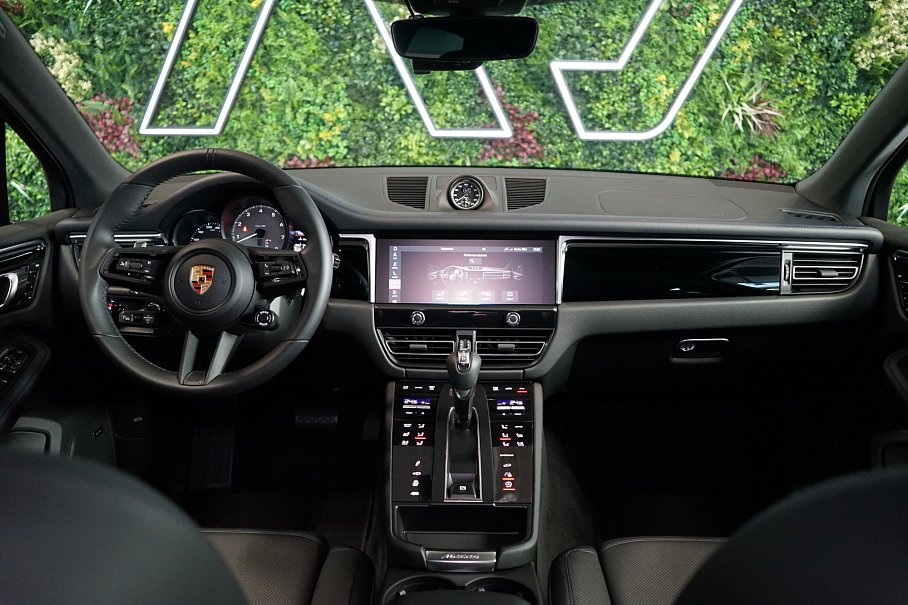 Porsche Macan S