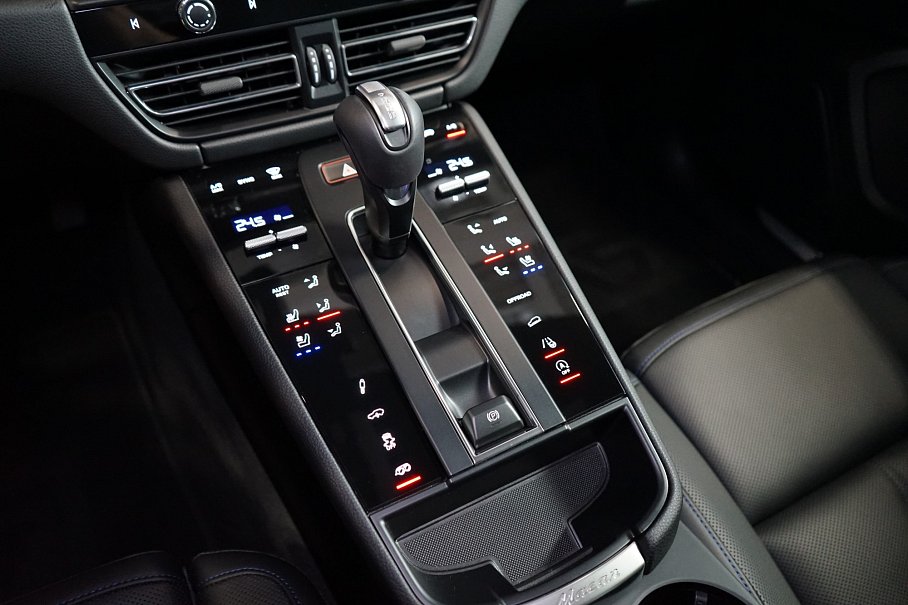 Porsche Macan S