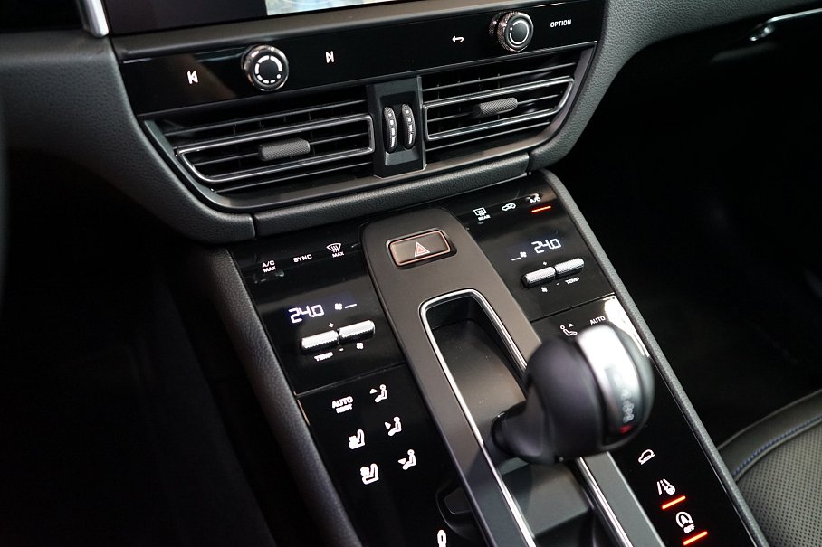 Porsche Macan S
