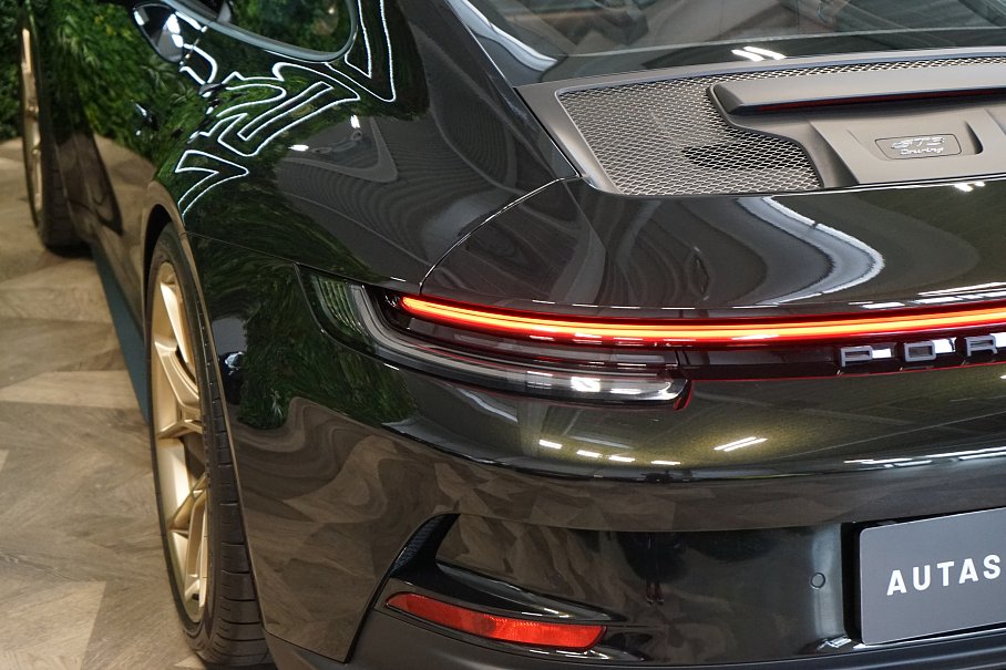 Porsche 911 992 GT3 Touring