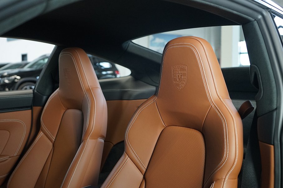 Porsche 911 992 GT3 Touring