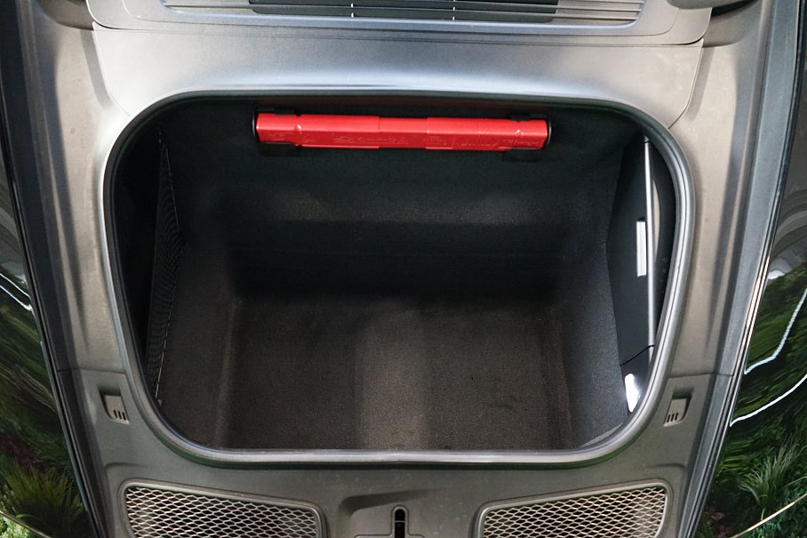 Porsche 911 992 GT3 Touring