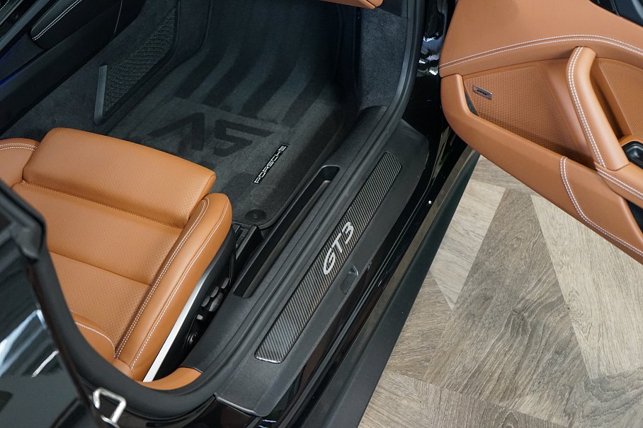 Porsche 911 992 GT3 Touring