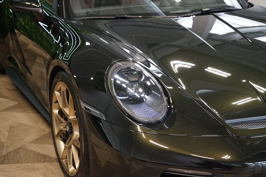 Porsche 911 992 GT3 Touring