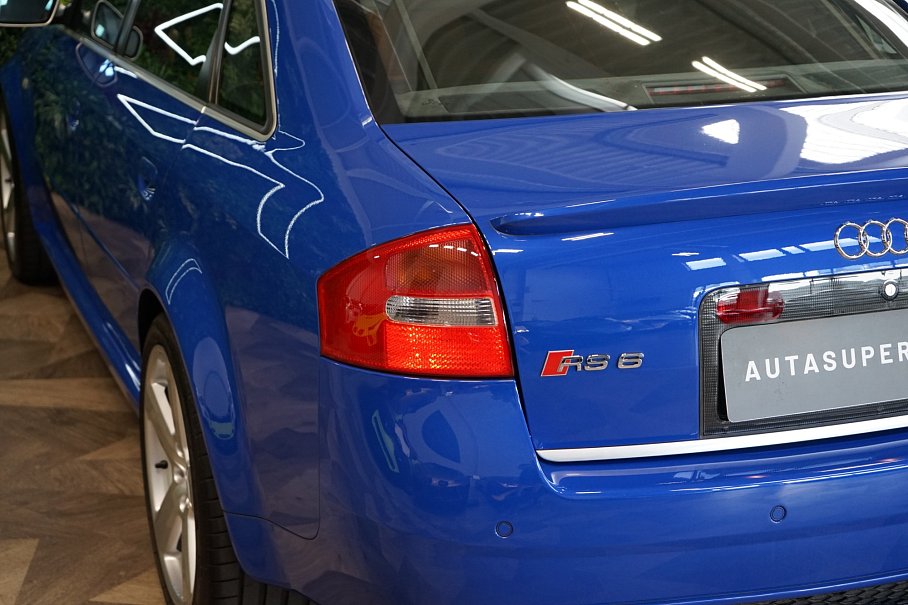 Audi RS 6 4.2 V8 quattro