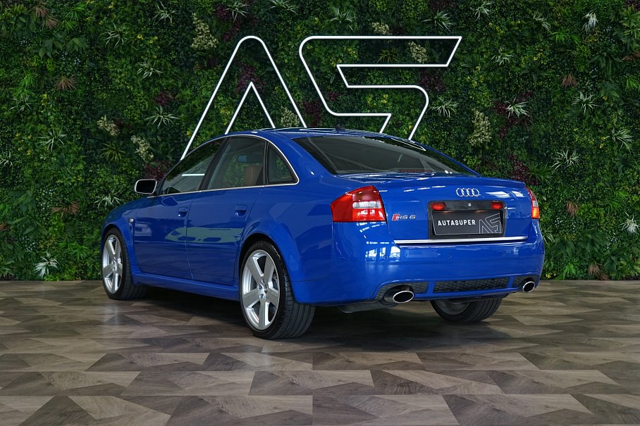 Audi RS 6 4.2 V8 quattro