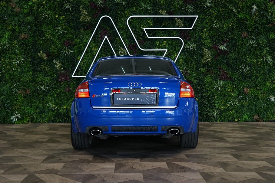 Audi RS 6 4.2 V8 quattro
