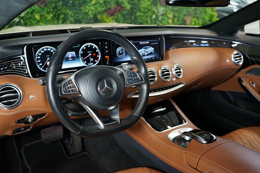 Mercedes-Benz Třída S 500 Coupé