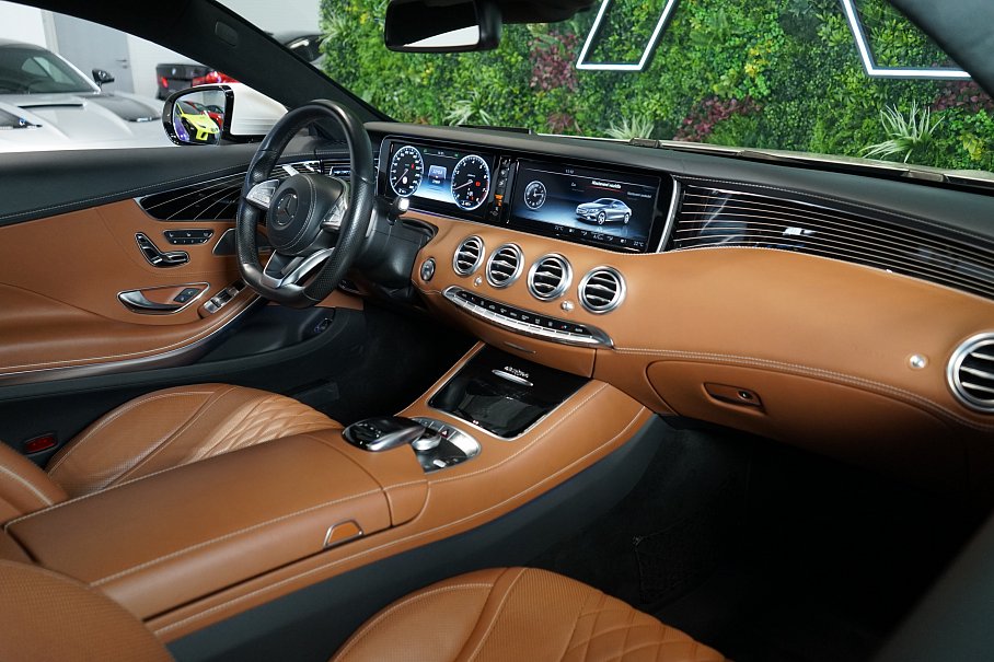 Mercedes-Benz Třída S 500 Coupé
