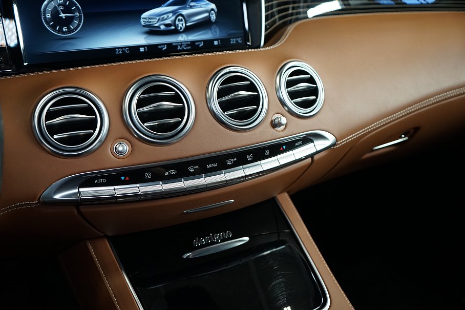 Mercedes-Benz Třída S 500 Coupé