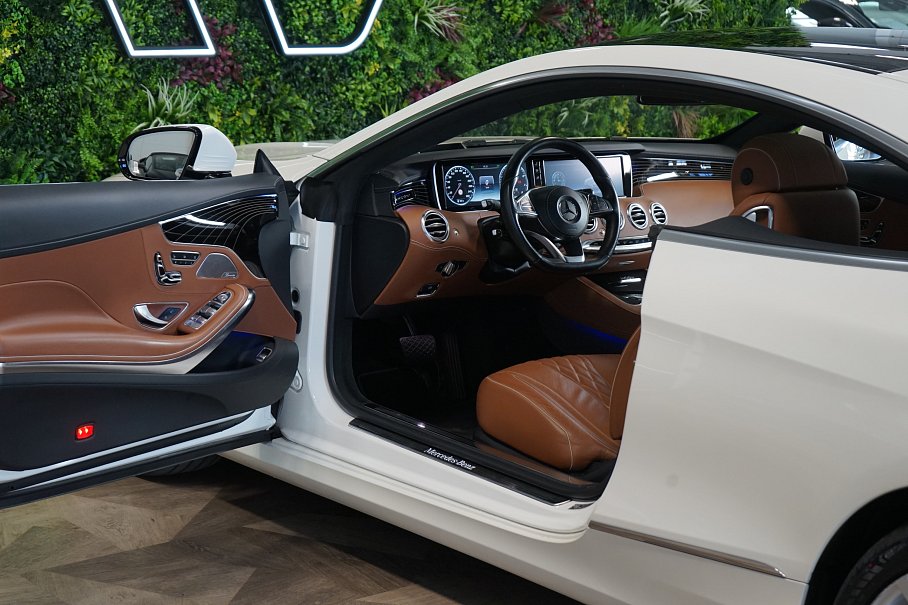 Mercedes-Benz Třída S 500 Coupé