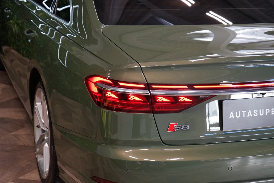 Audi S8 4.0 TFSI quattro