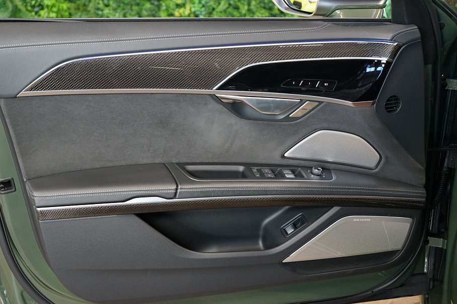 Audi S8 4.0 TFSI quattro