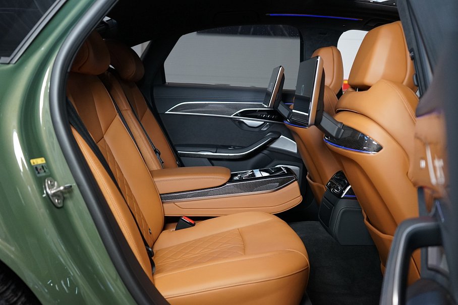 Audi S8 4.0 TFSI quattro