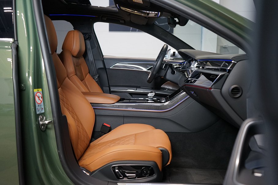 Audi S8 4.0 TFSI quattro