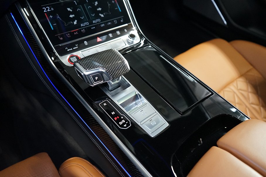 Audi S8 4.0 TFSI quattro