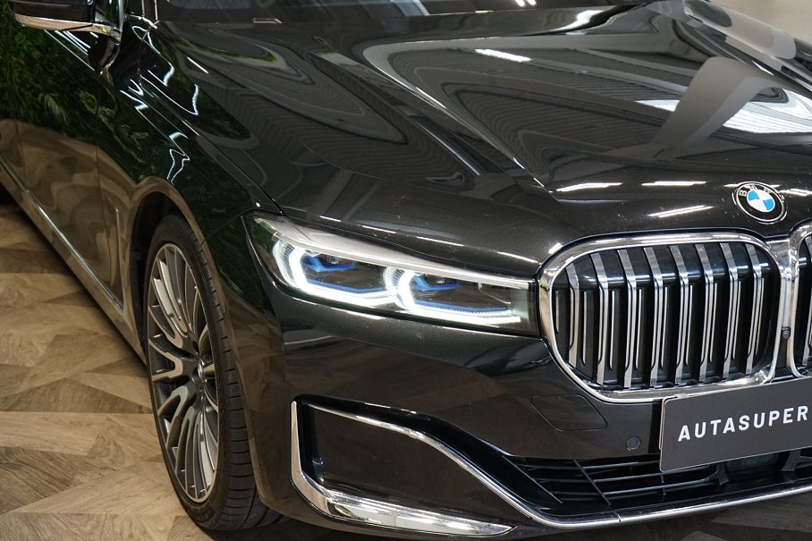 BMW Řada 7 740d xDrive