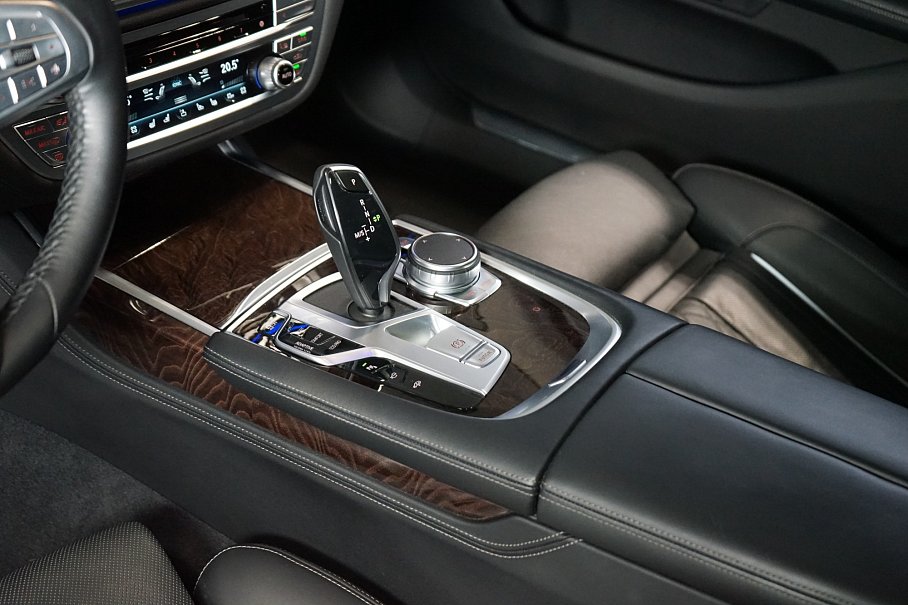 BMW Řada 7 740d xDrive